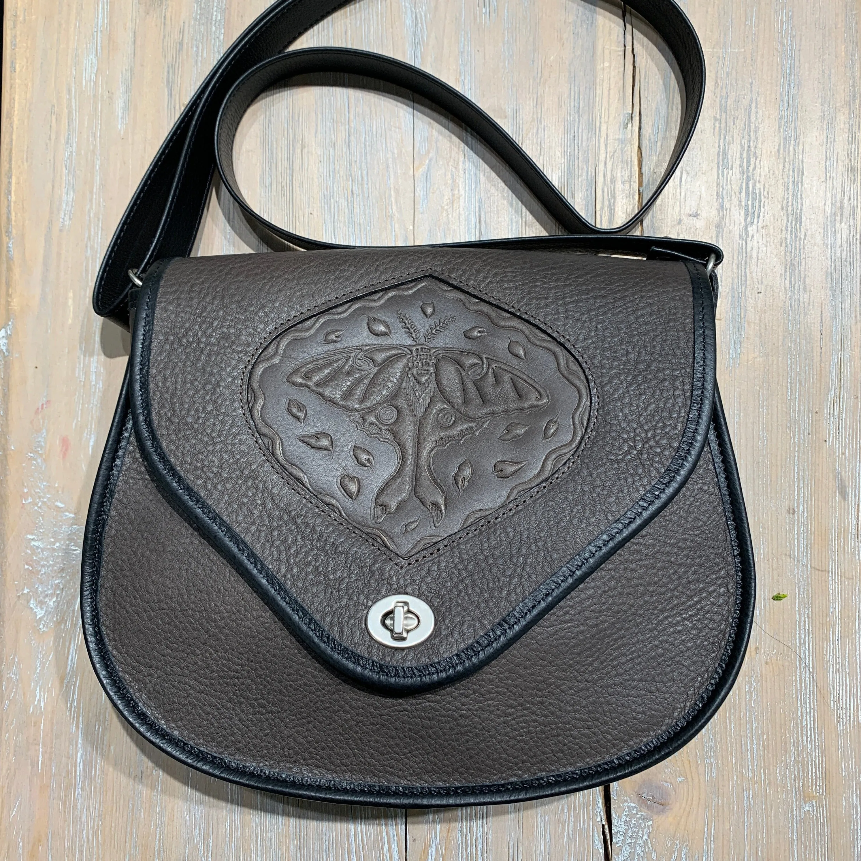 Classic Saddle Bag