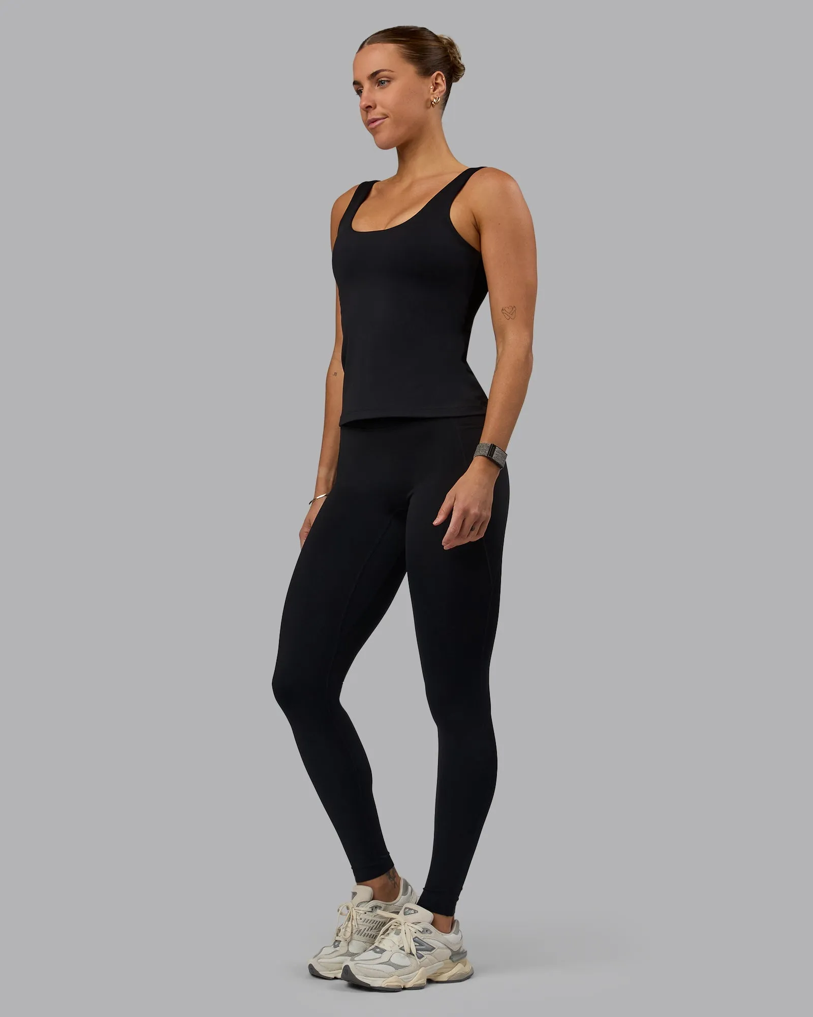 Elixir X-Long Leggings With Pockets - Black