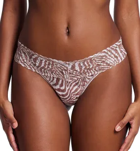 Hanky Panky Signature Lace Printed Low Rise Thong (PR4911P) - Hide And Seek