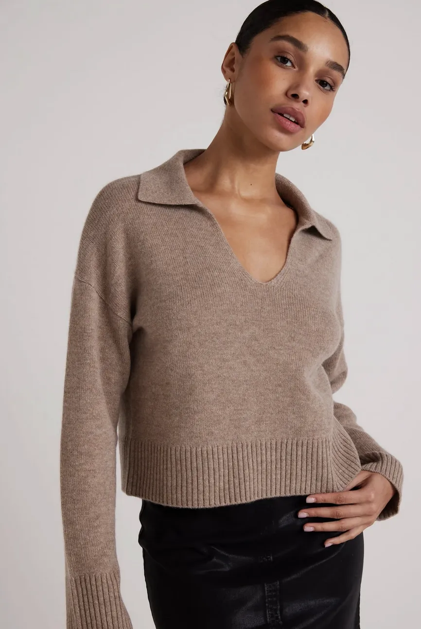 PULLOVER SWEATER WITH COLLAR