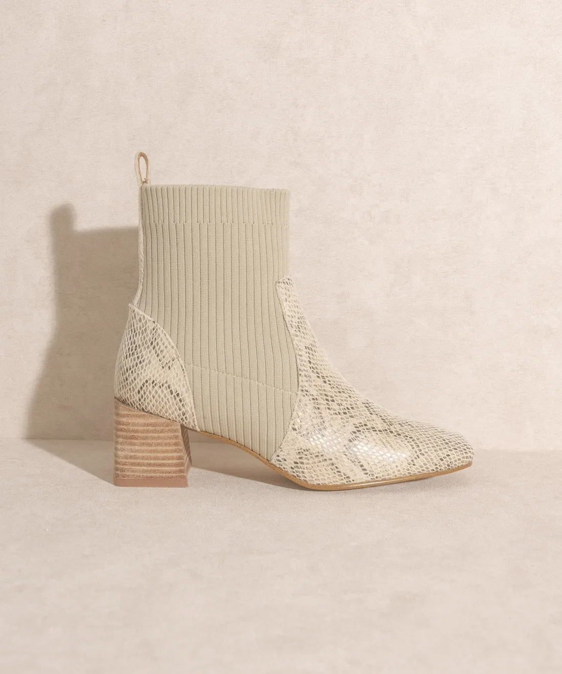 THE GERALDINE BOOTIE