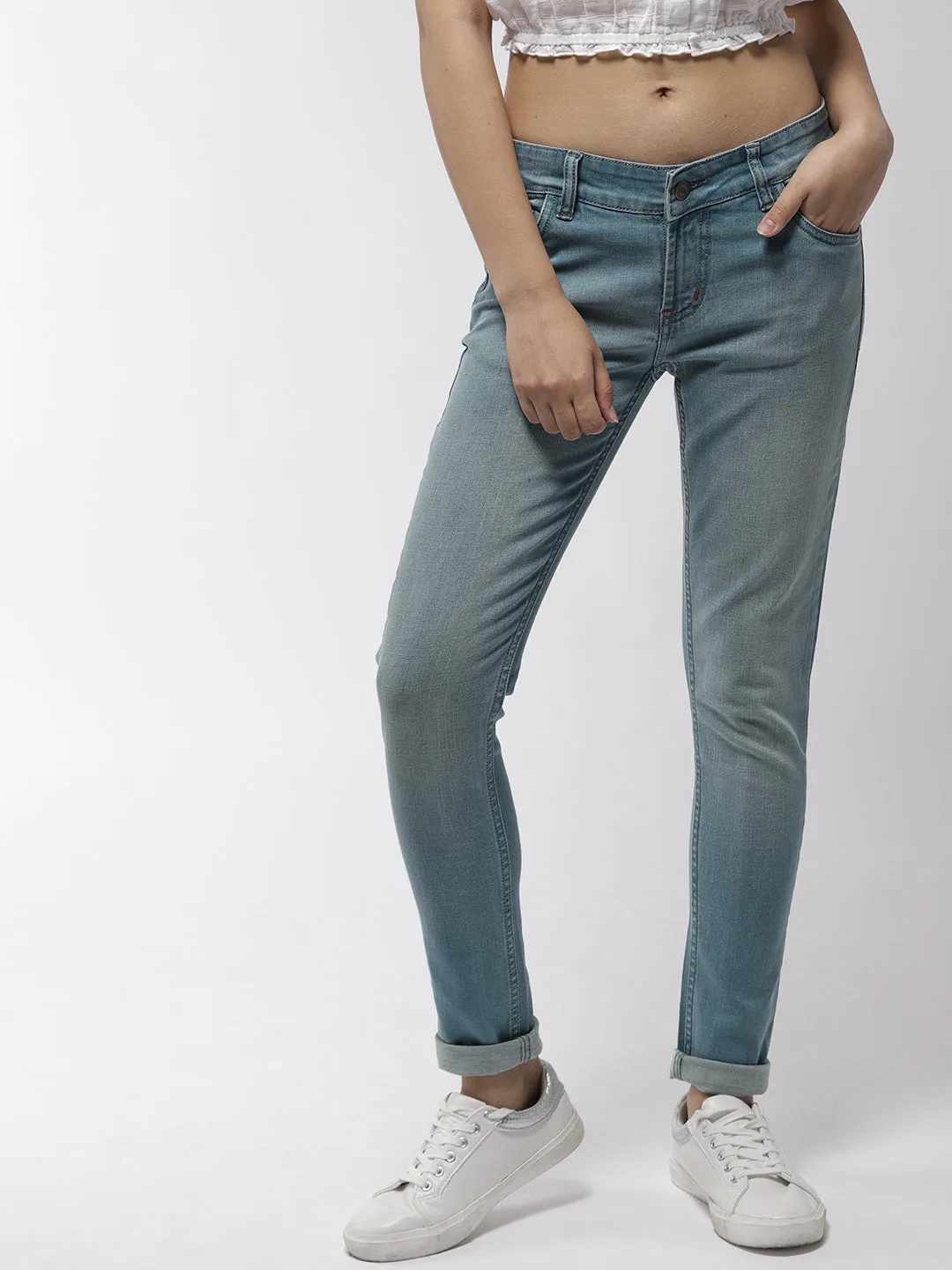 Women Blue Skinny Fit Mid-Rise Clean Look Jeans