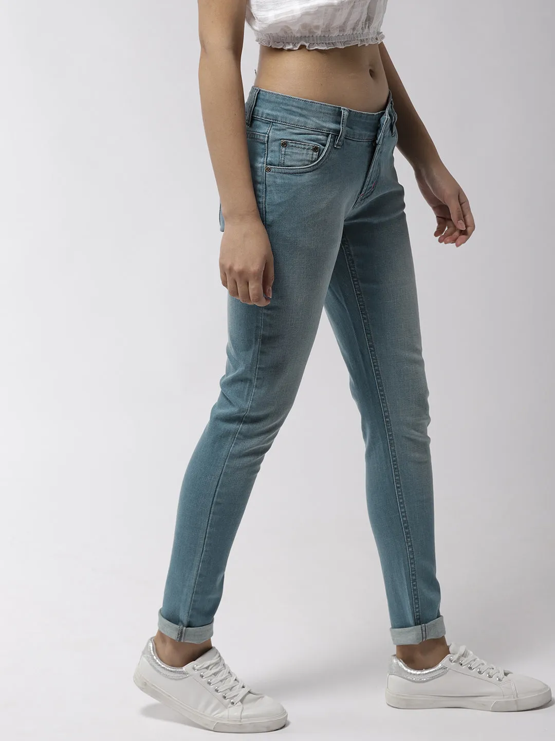 Women Blue Skinny Fit Mid-Rise Clean Look Jeans