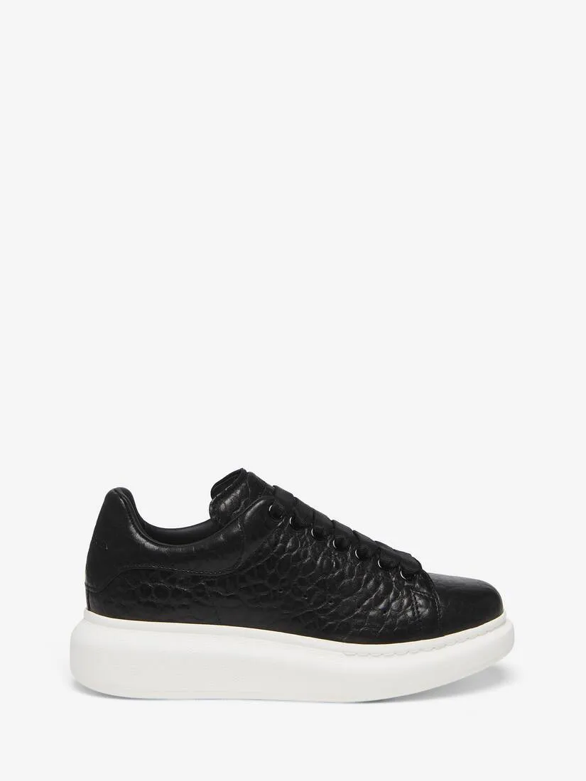 Women's Oversized Sneaker in Black